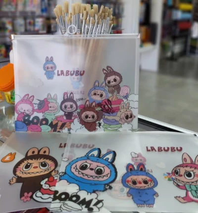 Carpeta plastica Labubu