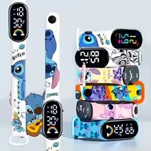Reloj digital stitch