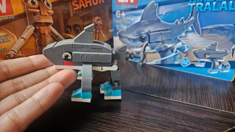 Lego memes italiano caja desarmada