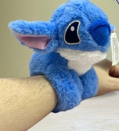 El Peluche Stitch de Brazo